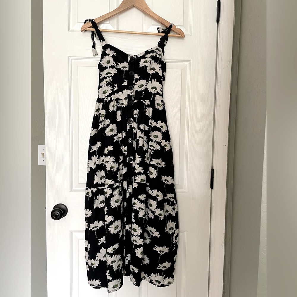Urban Outfitters cotton flower dress XS